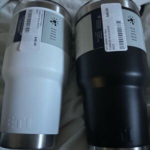 YETI Rambler 30oz Tumbler - White and Black